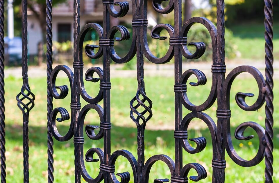 ornamental iron fence coatings